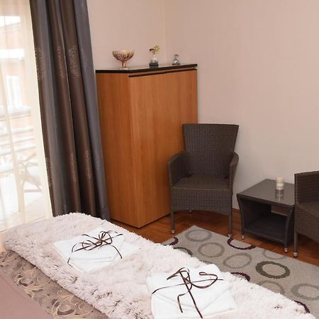 Blue House Apartment Ni 외부 사진