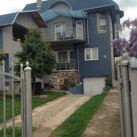 Blue House Apartment Ni 외부 사진
