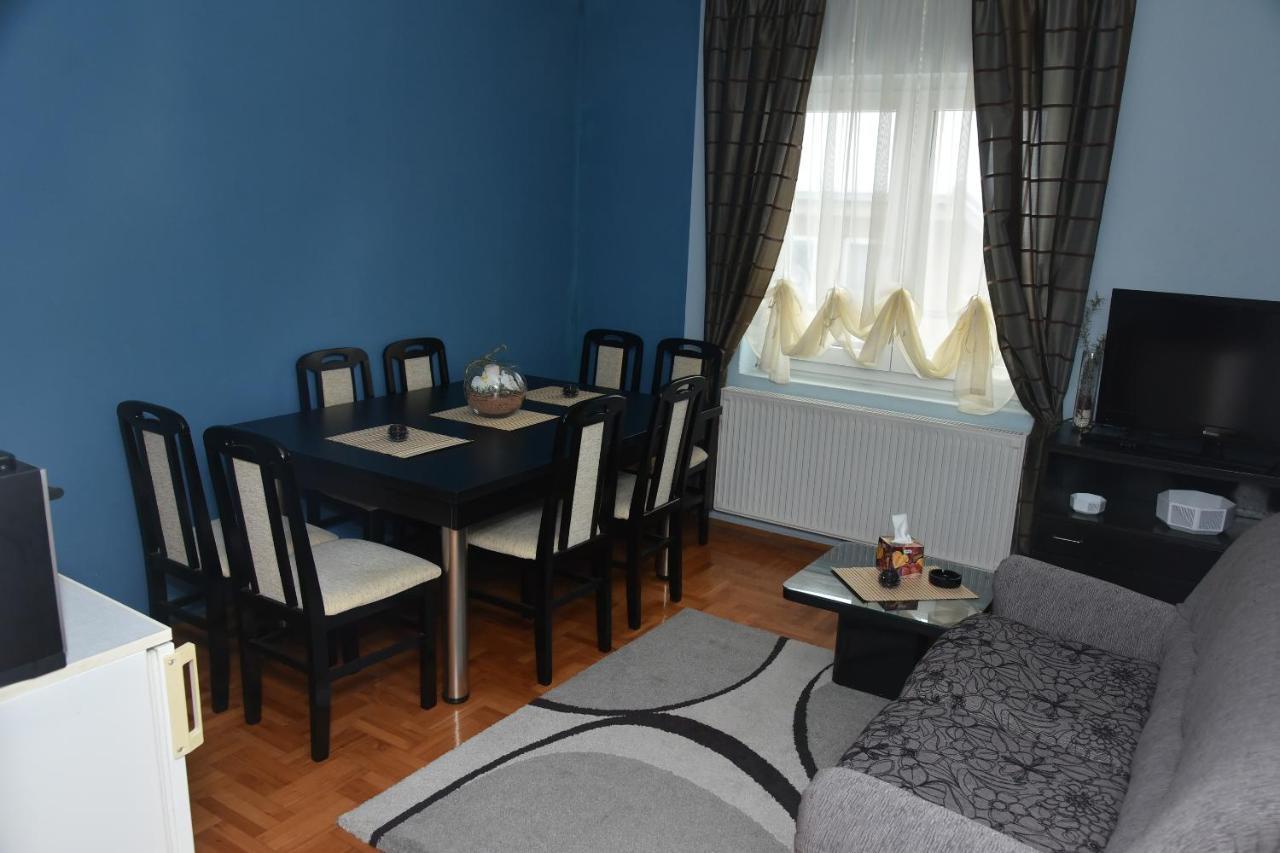 Blue House Apartment Ni 외부 사진